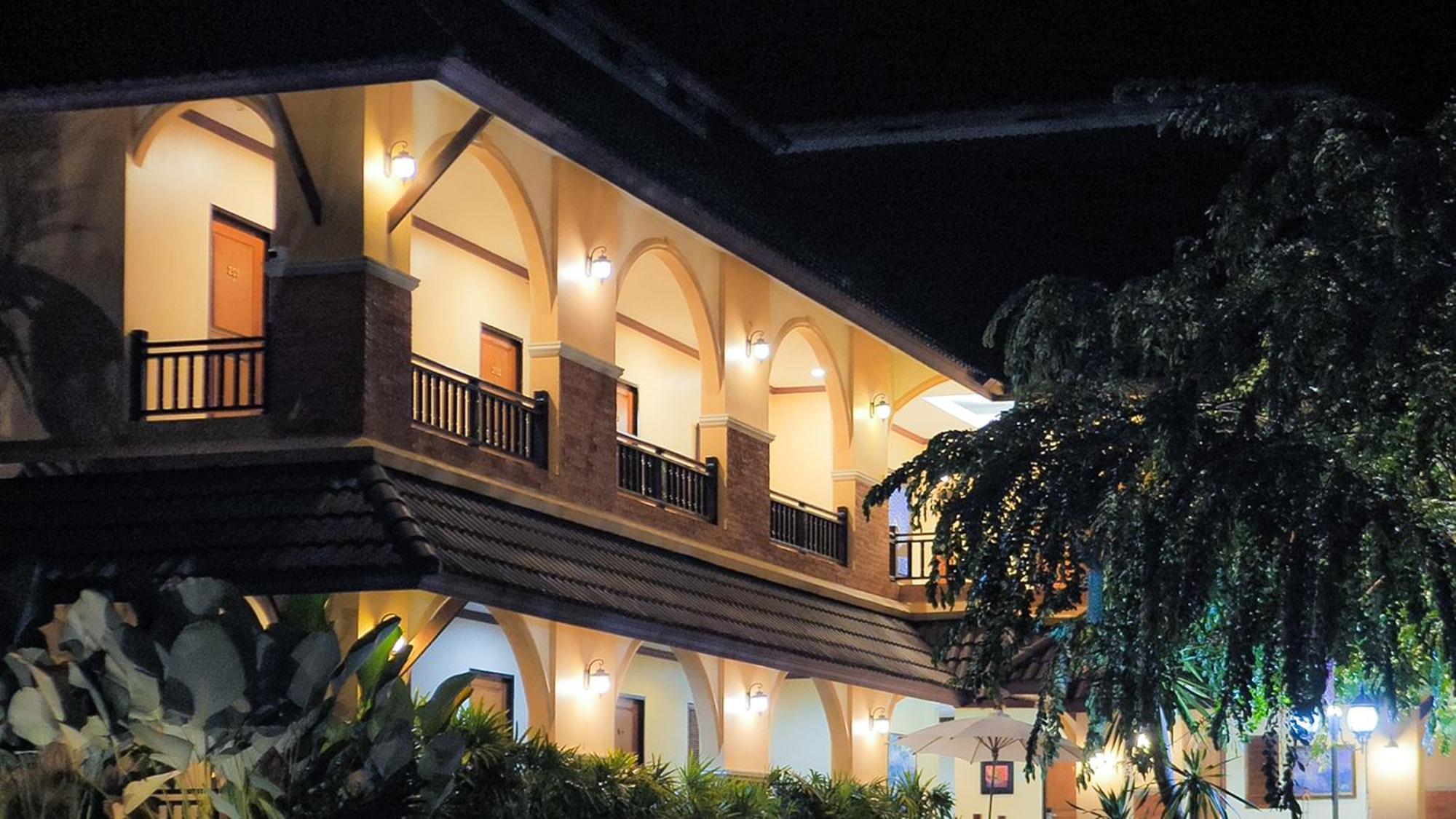 Siam Avari Hotel, 清莱 外观 照片